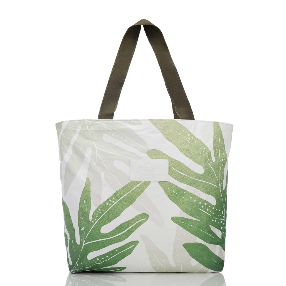 Aloha Collection Kupu Ae Molokai Lauae Collab Day Tripper NEW Limited Tote Bag